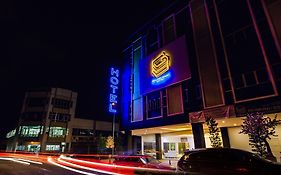 Golden Roof Hotel Ipoh