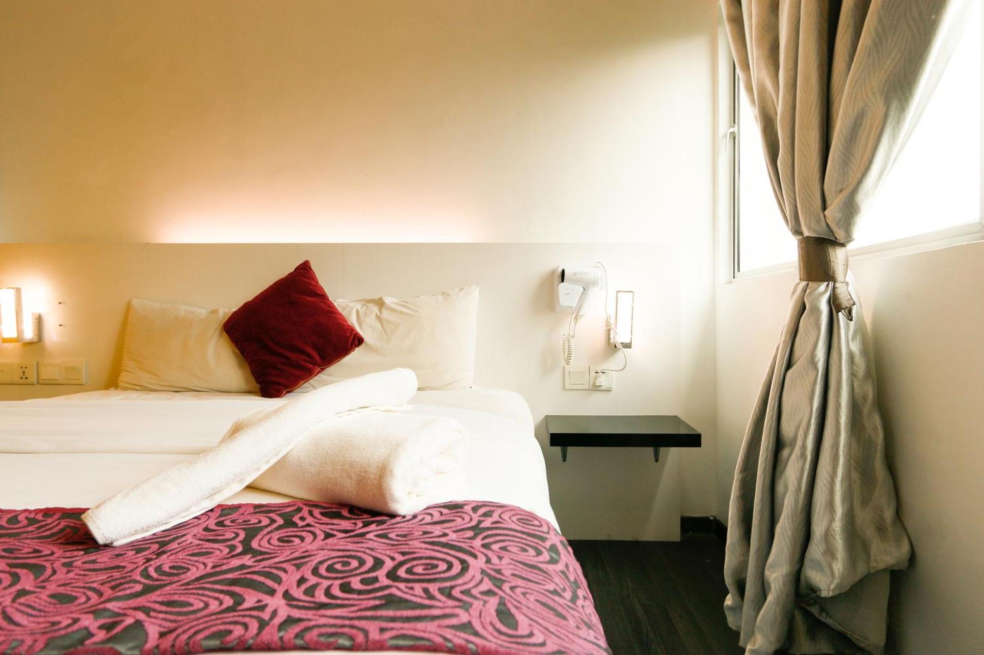 Golden Roof Hotel Ampang Ipoh Exterior photo